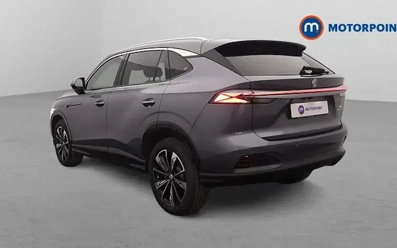 Usado MG HS Trophy 224 HP (164 kW) 2025 Cinzento SUV