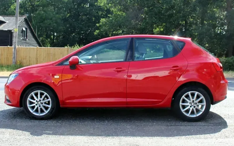 Used Seat Ibiza SE Technology 75 HP (55 kW) 2017 Red Hatchback