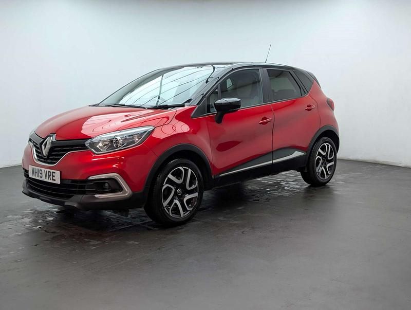 Used Renault Captur Iconic 2019 Red/black SUV