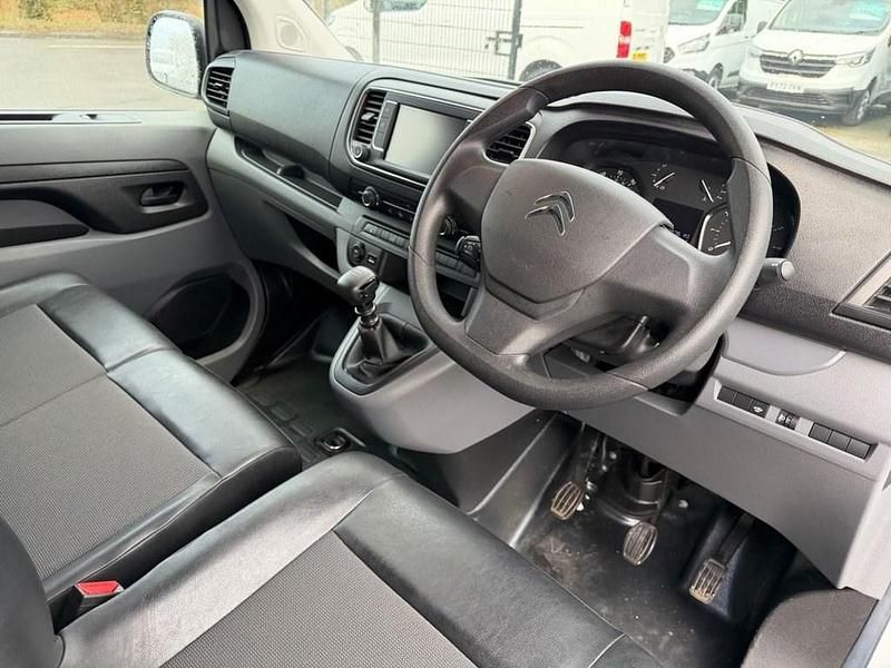 Używany Citroën Dispatch 100 KM (73 kW) 2020 Biały Minivan