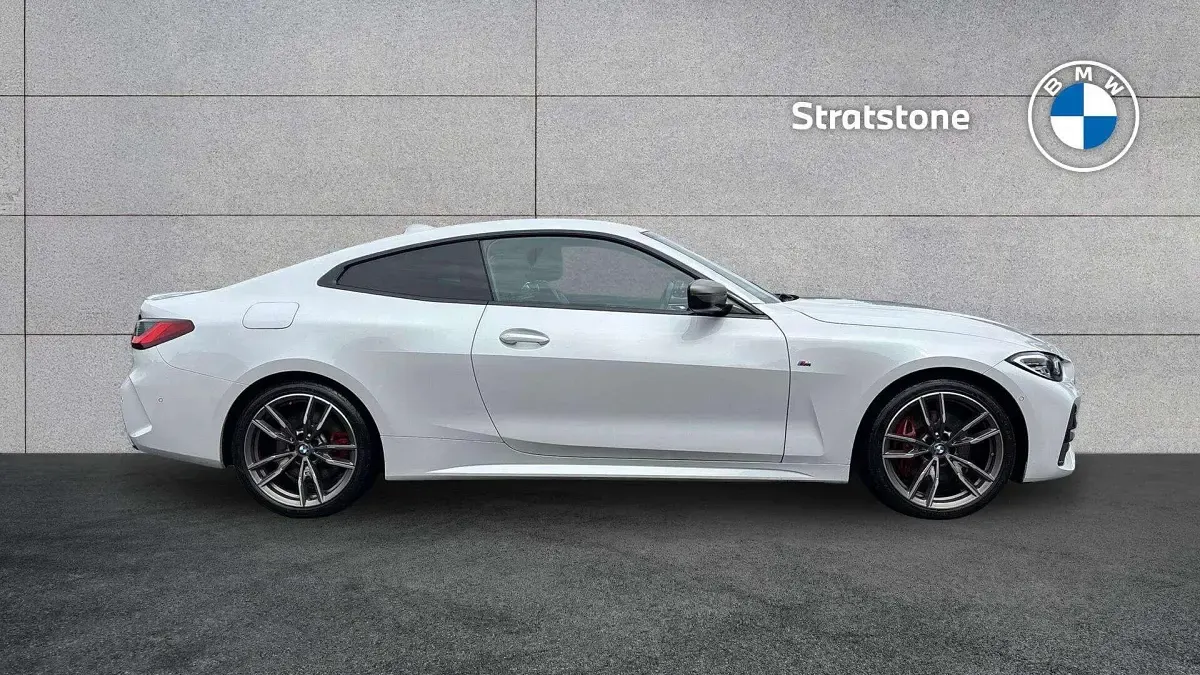 Used BMW M440 Comfort Edition 335 HP (246 kW) 2022 White Sedan
