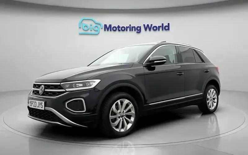 Used VW T-Roc Style 110 HP (80 kW) 2023 Black SUV