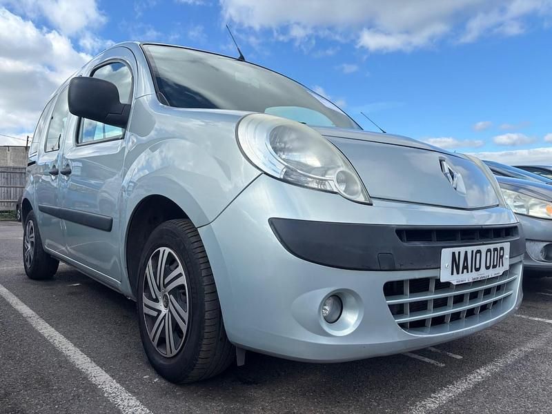 Used Renault Kangoo Expression 106 HP (77 kW) 2010 Grey MPV