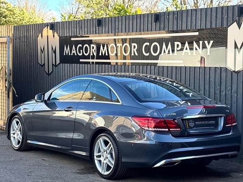 Begagnad Mercedes E220 AMG 2015 Grå Sportkupé