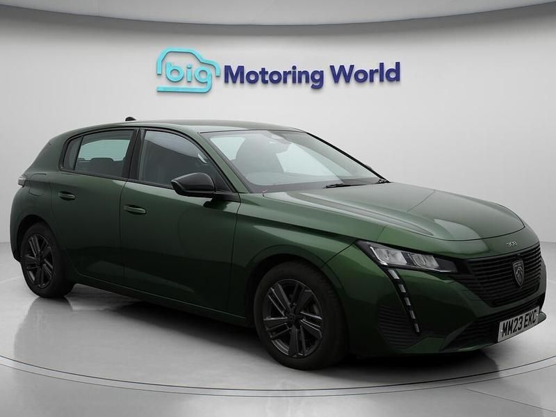 Green Used 2023 Peugeot 308 Active Premium Hatchback | £12,600 (Fair price) - Image 1/4