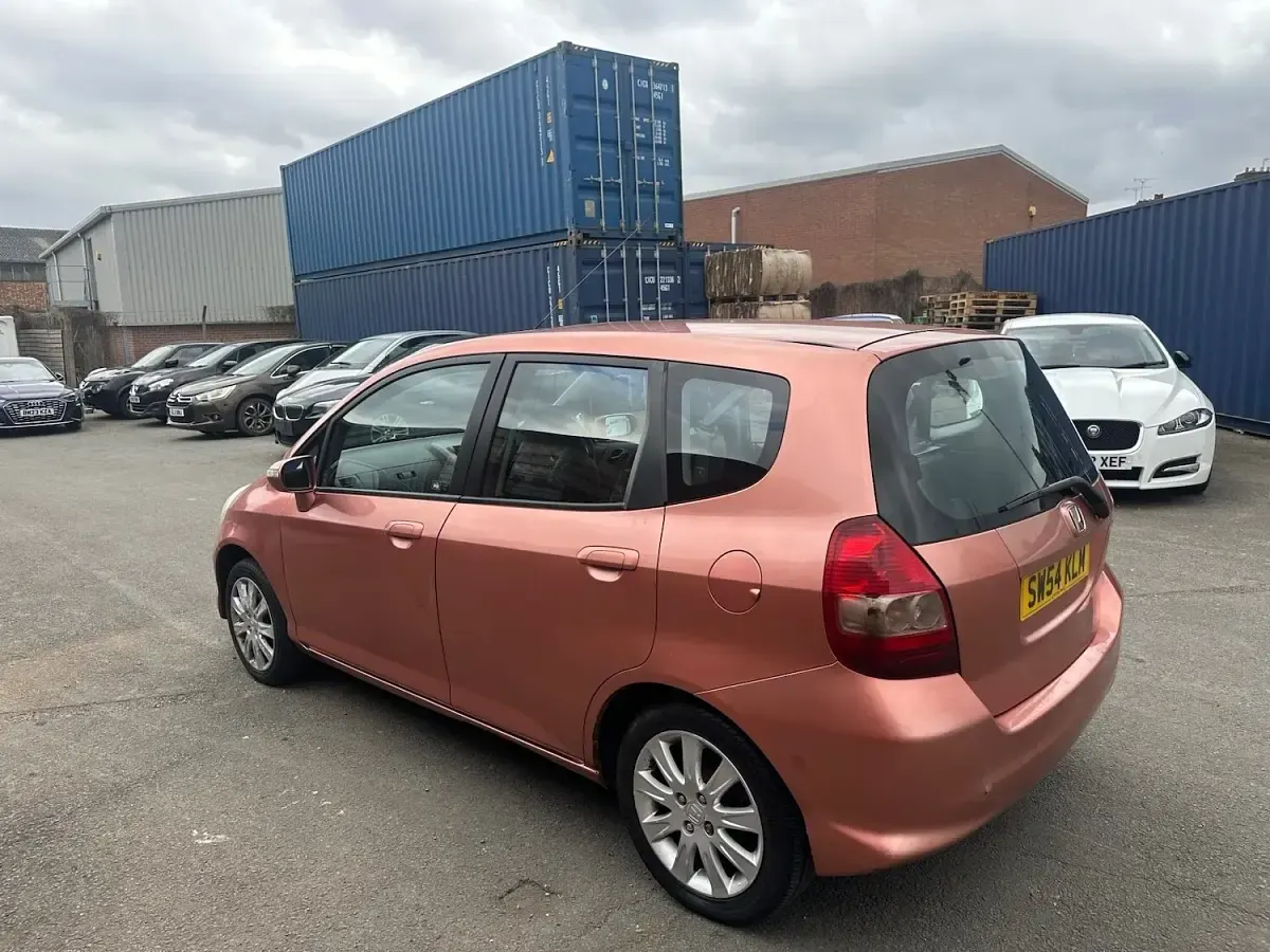 Used Honda Jazz SE 83 HP (61 kW) 2005 Orange Hatchback