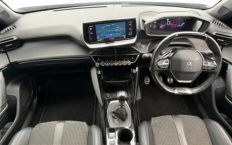 Used Peugeot 2008 GT 131 HP (96 kW) 2021 Grey SUV