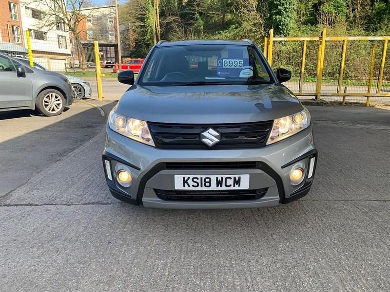 Second-hand Suzuki Vitara SZ-T 120 CP (88 kW) 2018 Gri SUV