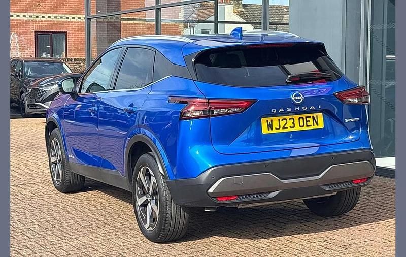 Used Nissan Qashqai N-Connecta 187 HP (137 kW) 2023 Blue SUV