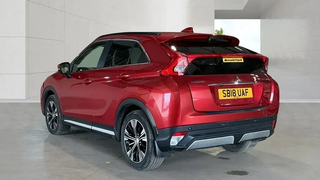 Used Mitsubishi Eclipse 163 HP (119 kW) 2018 Red SUV