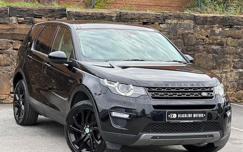 Used 2018 Land Rover Discovery Sport HSE SUV | £9,995 (A bit pricey) - Image 1/4