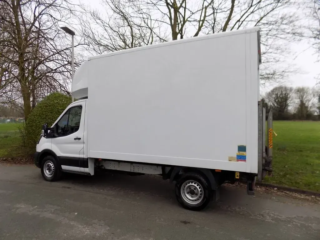 Used Ford Transit 130 HP (95 kW) 2022 White Cabriolet