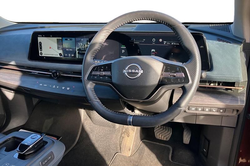 Used Nissan Ariya Evolve 225 kW (306 HP) 2023 Red SUV