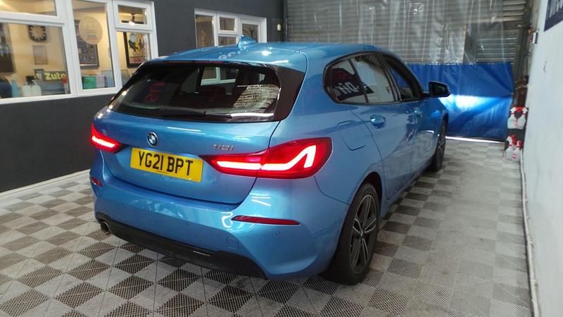 Used BMW 118 Sport Line 2021 Blue Hatchback