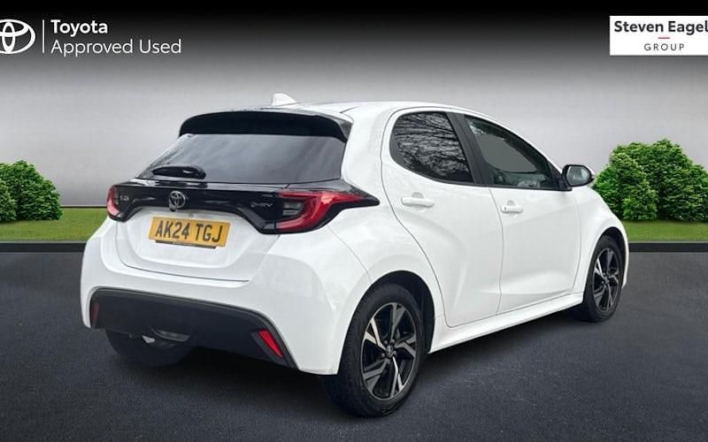 Used Toyota Yaris Hybrid Design 116 HP (85 kW) 2026 Hatchback