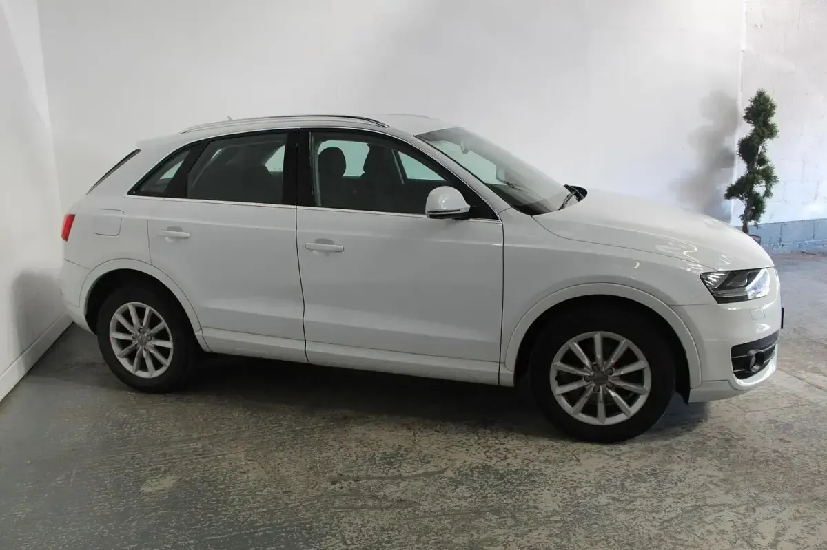 Used Audi Q3 Comfort 177 HP (130 kW) 2012 White SUV