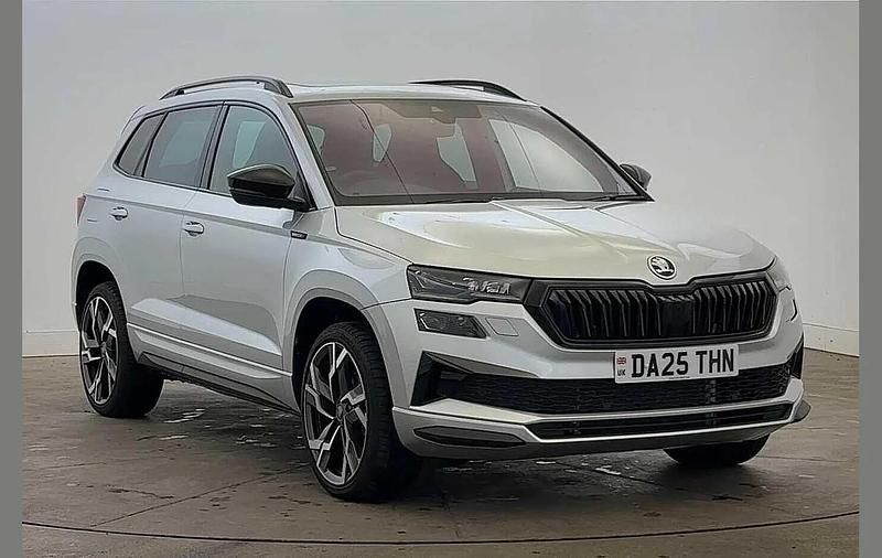 Brilliant silver metallic Used 2025 Skoda Karoq SportLine SUV | £29,695 (Fair price) - Image 1/4