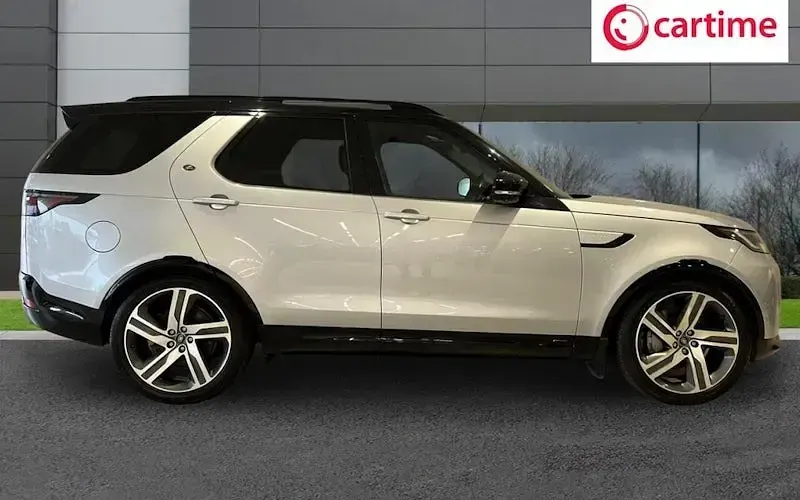 Used Land Rover Discovery 5 SE Dynamic 300 HP (220 kW) 2023 SUV