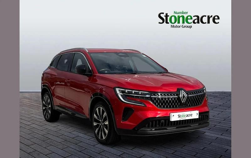 Red Used 2023 Renault Austral Techno SUV | £22,999 (Fair price) - Image 1/4