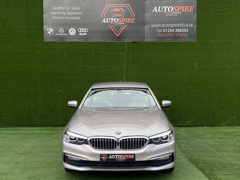 Used BMW 520 Comfort Edition 2018 Silver Sedan