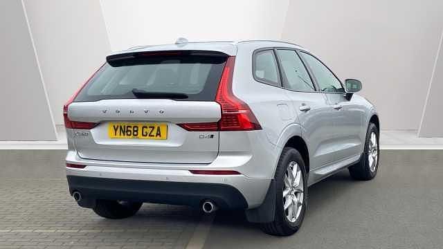 Used Volvo XC60 Momentum 188 HP (138 kW) 2019 SUV