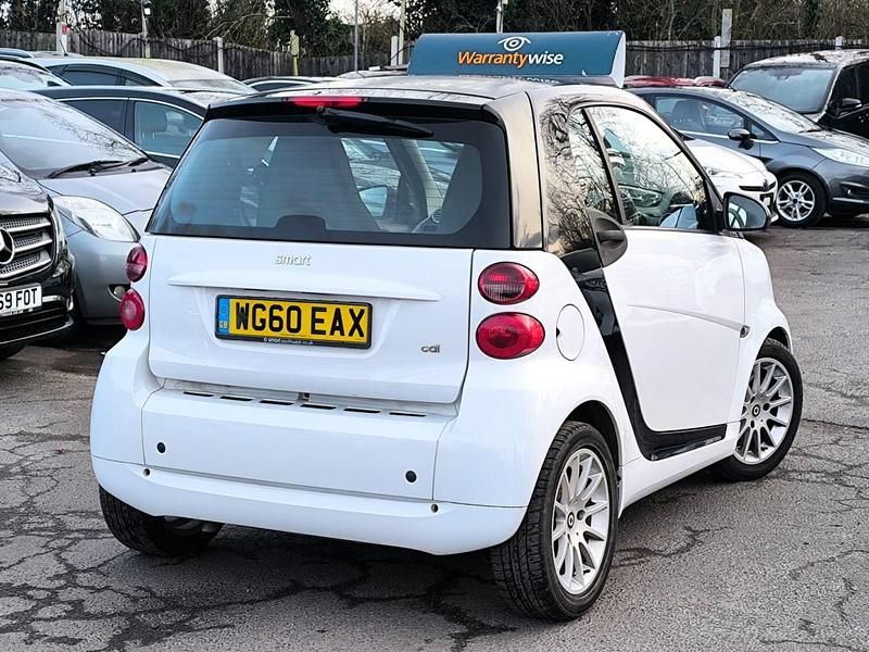 Used Smart ForTwo Coupé Passion 2011 White Coupe