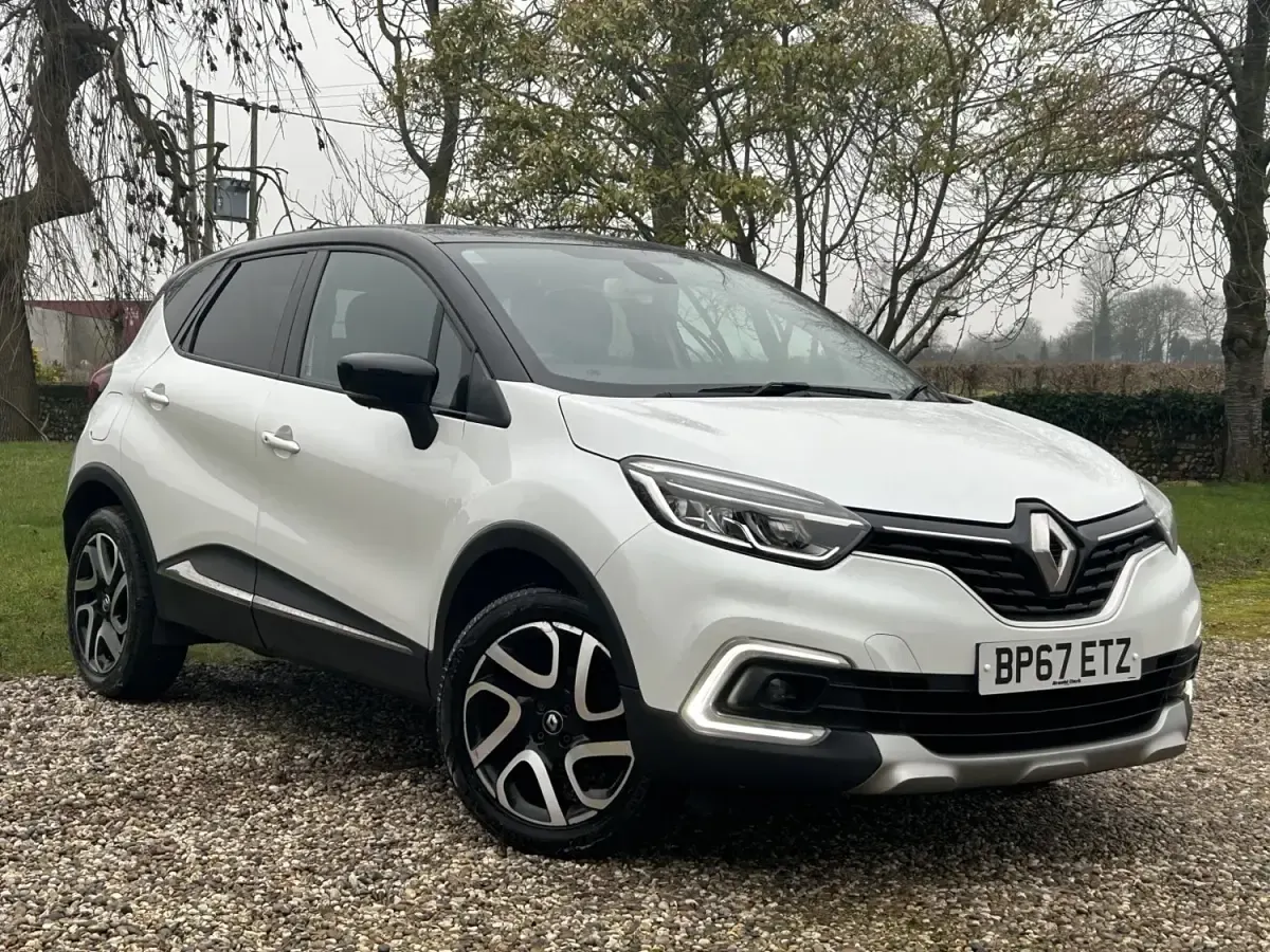 Używany Renault Captur Dynamique 90 KM (66 kW) 2018 Biały SUV