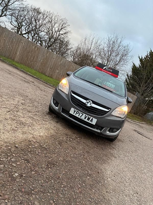 Used Vauxhall Meriva 100 HP (73 kW) 2017 Grey MPV