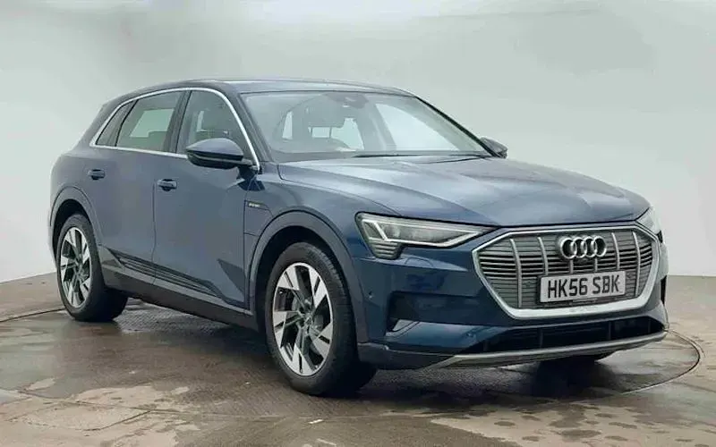 Usado Audi e-tron Design 300 kW (408 CV) 2020 SUV