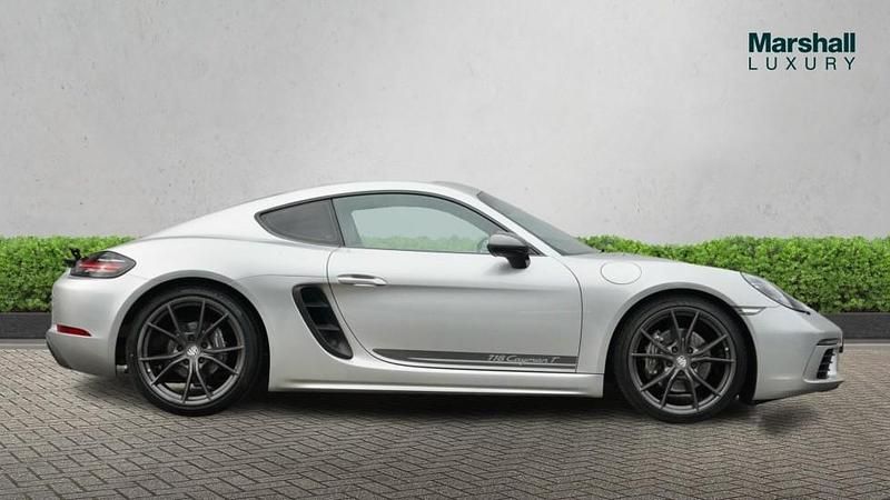 Used Porsche 718 Cayman 300 HP (220 kW) 2020 Silver Coupe
