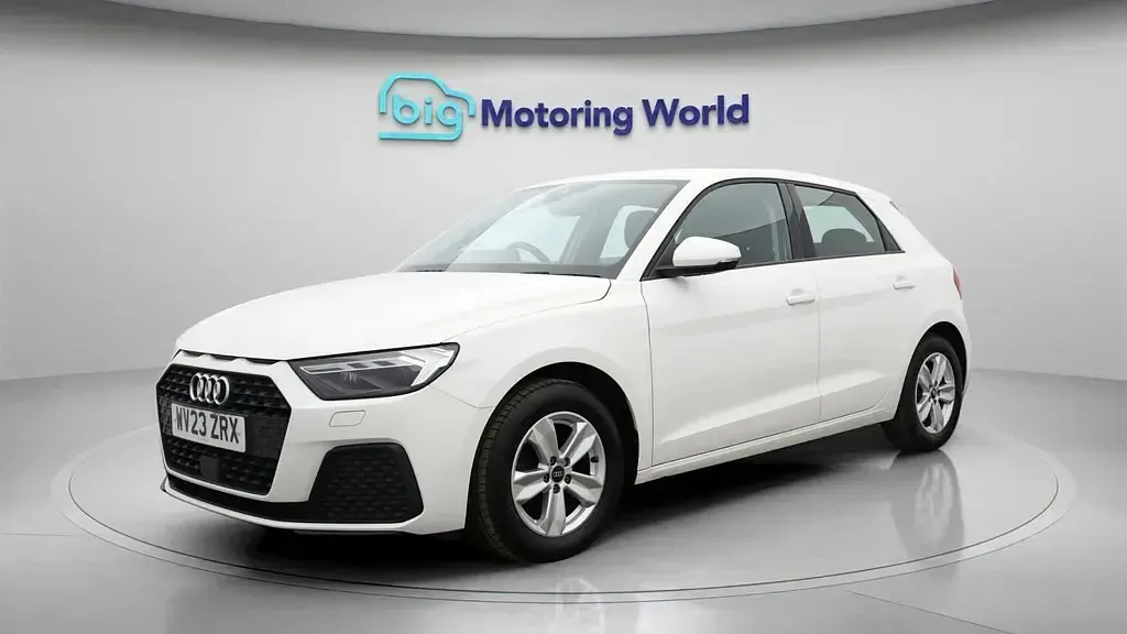 Usado Audi A1 Sportback 95 HP (69 kW) 2023 Branco Citadino