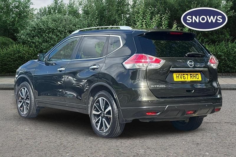 Used Nissan X-Trail S 130 HP (95 kW) 2017 Green SUV