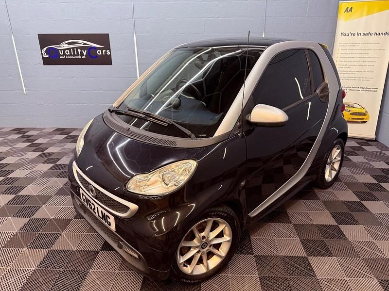 Black Used 2012 Smart ForTwo Coupé Passion Coupe | £3,195 (Fair price) - Image 1/4