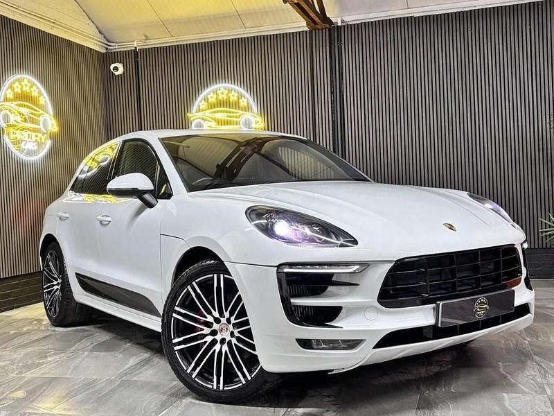 White Used 2016 Porsche Macan SUV | £26,990 (Fair price) - Image 1/4