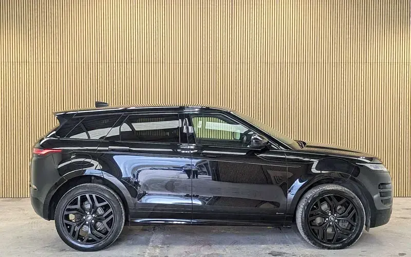 Used Land Rover Range Rover evoque R-Dynamic 203 HP (149 kW) 2019 Black SUV