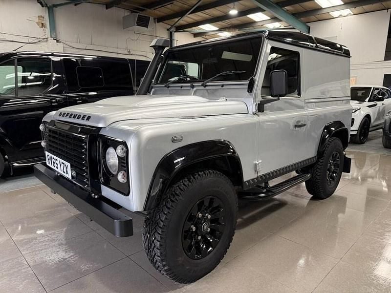 Usado Land Rover Defender 122 HP (89 kW) 2015 Prateado Citadino