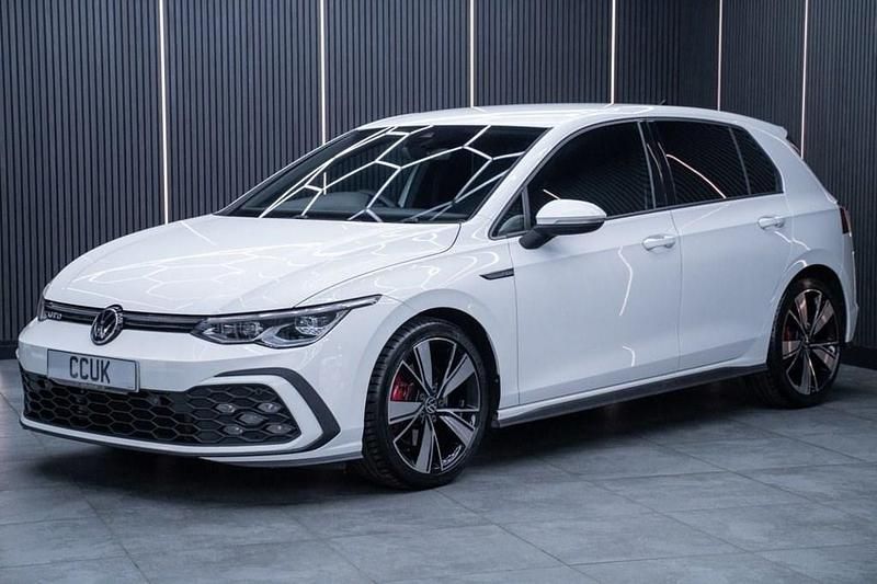 Used VW Golf VII GTD 200 HP (147 kW) 2021 White Hatchback