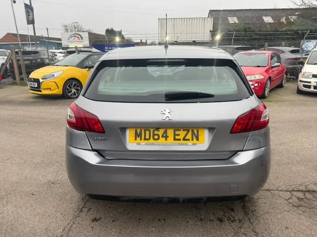 Second-hand Peugeot 308 Allure 130 CP (95 kW) 2015 Gri Hatchback