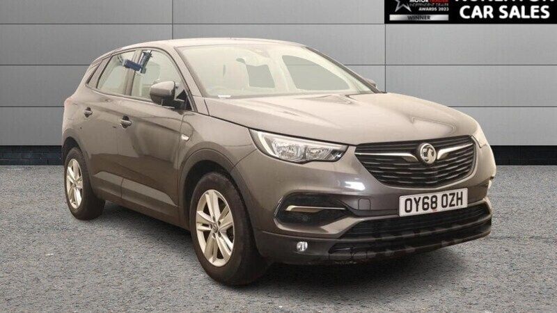 Grey Used 2018 Vauxhall Grandland X S SUV | £8,800 (Good price) - Image 1/4