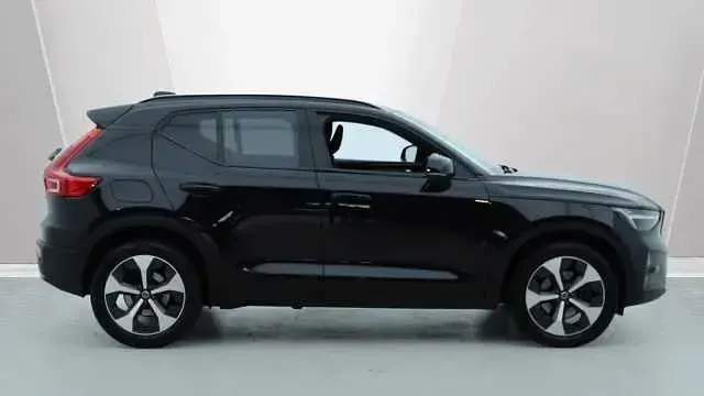 Used Volvo XC40 Plus 163 HP (119 kW) 2024 Black SUV