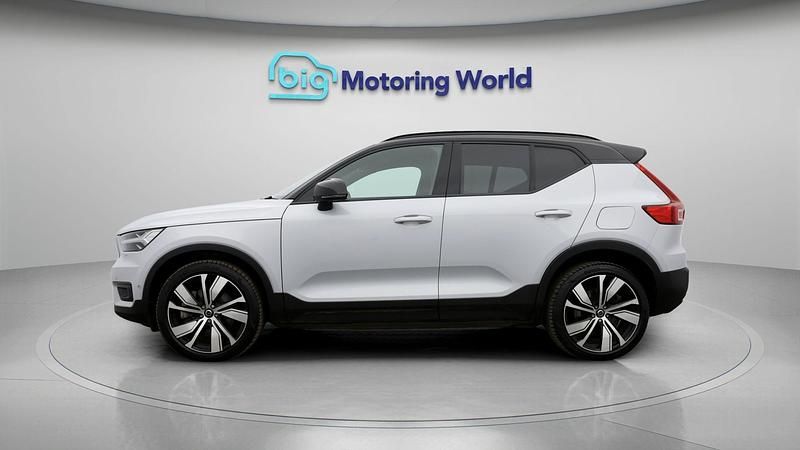 Used Volvo XC40 Pro 300 kW (408 HP) 2021 Silver SUV