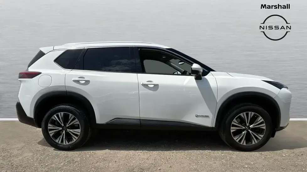 Used Nissan X-Trail N-Connecta 204 HP (150 kW) 2024 White SUV