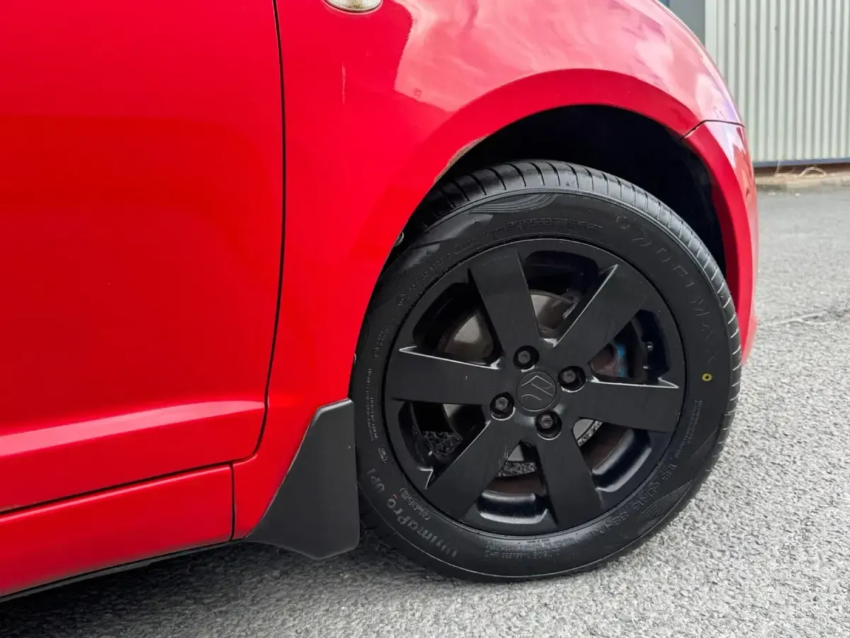 Used Suzuki Swift GLX 102 HP (75 kW) 2008 Red Hatchback