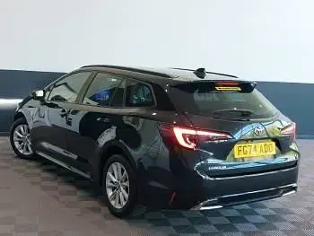 Used Toyota Corolla 140 HP (102 kW) 2024 Black Estate