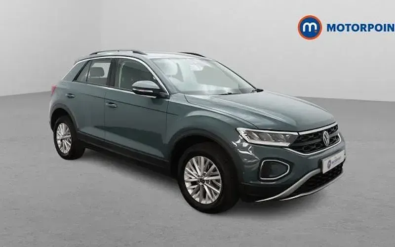 Used VW T-Roc Life 110 HP (80 kW) 2023 SUV