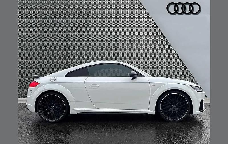 Used Audi TT Black Edition 194 HP (142 kW) 2023 White Coupe