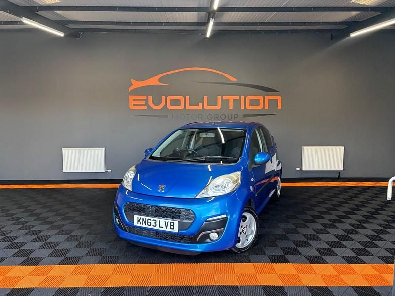Blue Used 2013 Peugeot 107 Allure Hatchback | £3,450 (Fair price) - Image 1/4