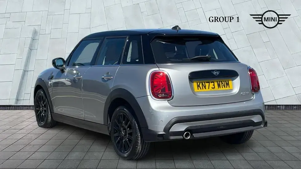 Used Mini Cooper Classic 136 HP (100 kW) 2023 Silver Hatchback