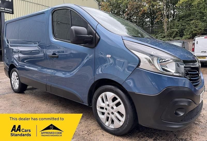 Blue Used 2019 Renault Trafic Van | £7,995 (Good price) - Image 1/2