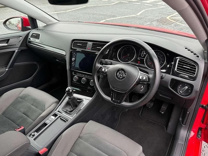 Used VW Golf VII GT 115 HP (84 kW) 2018 Red Hatchback